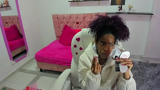 thianahorny online show from 03-04-26, 12:35