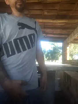 Snapshot of Juicydick420-xxx chatting on 10-19-25, 01:58 Juicydick420-xxx online show from 10-19-25, 01:58