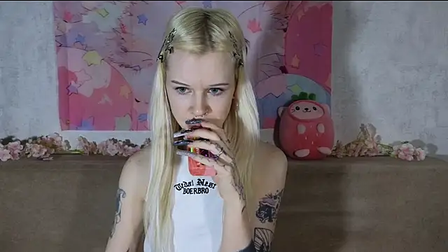 HoneyGold  online show from 03-24-26, 03:28