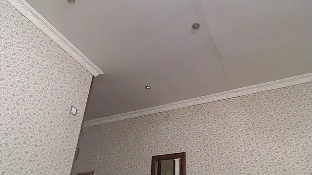 Snapshot of maybe_doll chatting on 10-24-25, 04:50 maybe doll online show from 10-24-25, 04:50