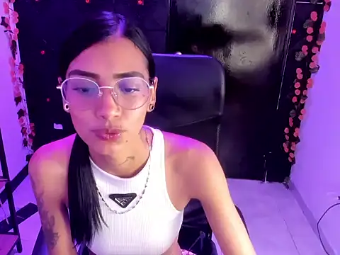 KarlaSlutSkinny   online show from 02-17-26, 09:23