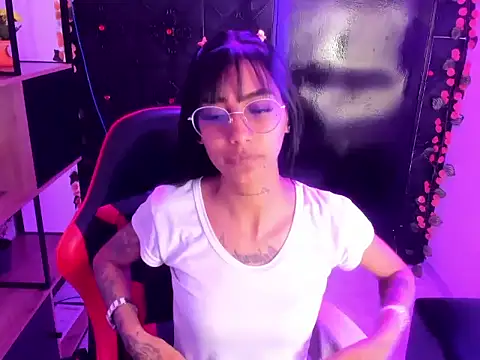 KarlaSlutSkinny   online show from 02-27-26, 09:03