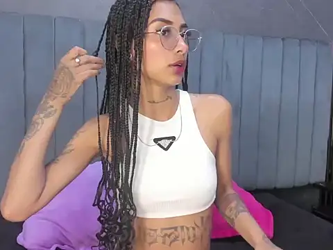 KarlaSlutSkinny   online show from 05-22-26, 09:13