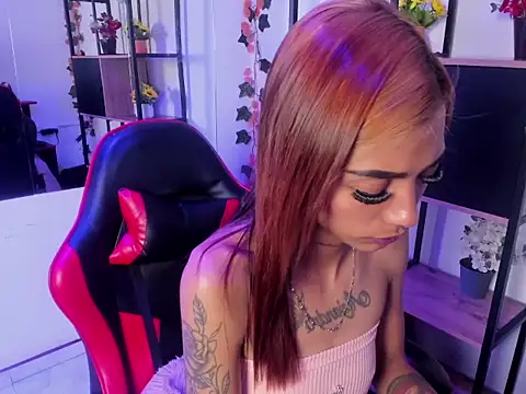 KarlaSlutSkinny   online show from 12-21-25, 09:33