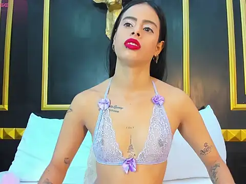 laura maite  online show from 11-22-25, 12:15