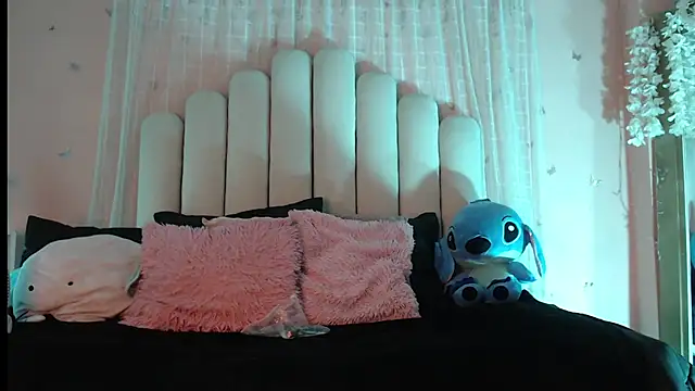 Snapshot of SweetRenata_ chatting on 02-03-26, 11:26 SweetRenata online show from 02-03-26, 11:26