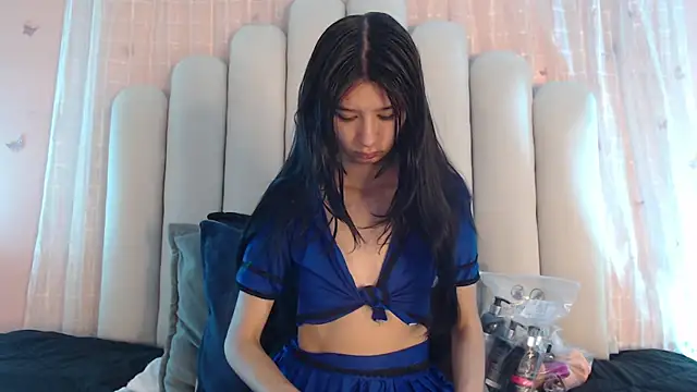 SweetRenata  online show from 12-18-25, 12:20