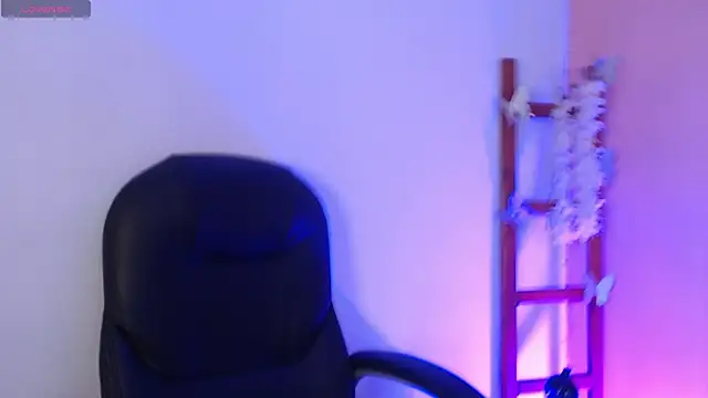 SweetRenata  online show from 11-12-25, 11:25