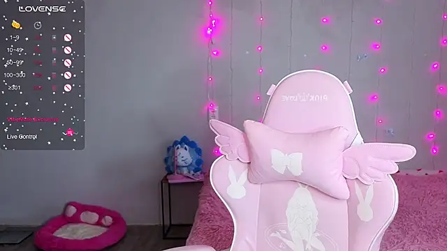 myprettylola online show from 05-04-26, 04:10