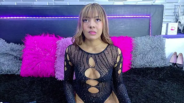 SeraphynLuxora online show from 03-20-26, 02:34