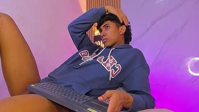 Ethan thouse online show from 12-03-25, 07:35