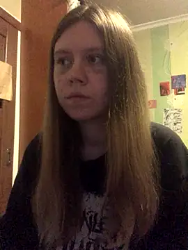 LunaVirelle online show from 11-14-25, 09:07