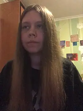 LunaVirelle online show from 04-19-26, 08:33