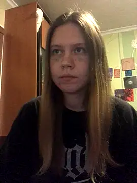 Snapshot of LunaVirelle chatting on 10-18-25, 10:01 LunaVirelle online show from 10-18-25, 10:01