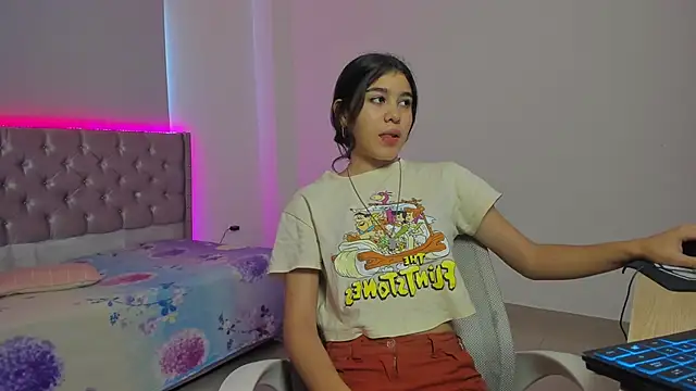 beiby glow online show from 10-22-25, 03:00