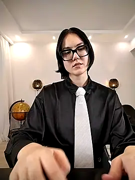 Marie Fitch online show from 11-13-25, 03:43