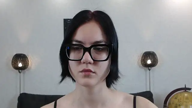 Marie Fitch online show from 12-05-25, 12:54