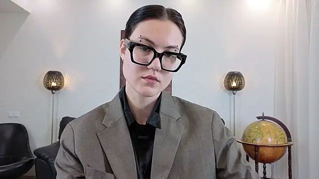 Marie Fitch online show from 05-02-26, 12:49
