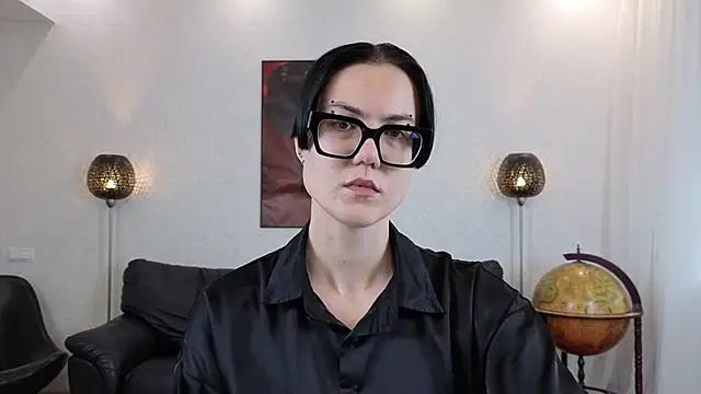 Marie Fitch online show from 05-22-26, 03:37