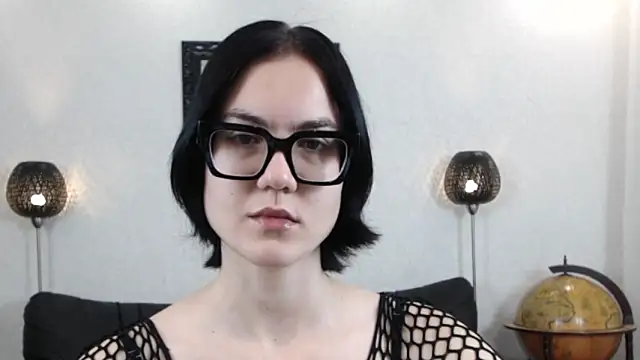 Marie Fitch online show from 11-26-25, 04:12