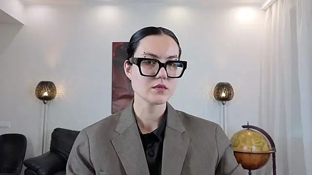 Marie Fitch online show from 05-14-26, 02:08