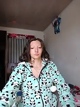 Lucy colee online show from 01-08-26, 05:30