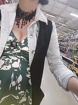 Lucy colee online show from 04-09-26, 12:45