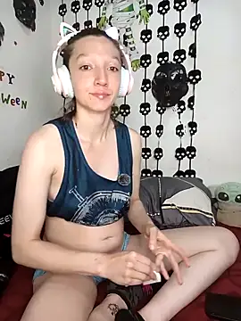 Lucy colee online show from 10-27-25, 03:24