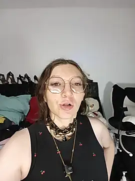 Lucy colee online show from 03-08-26, 03:37