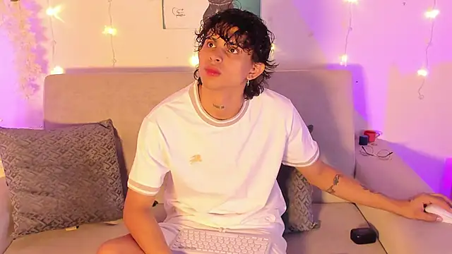 lua boy online show from 03-27-26, 08:21