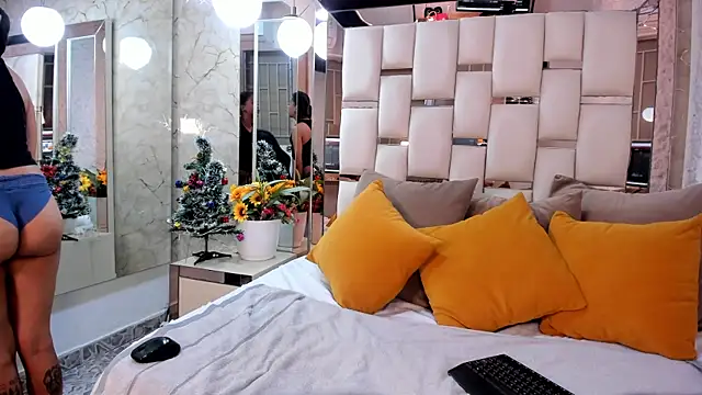 kaorybliss online show from 11-25-25, 05:46