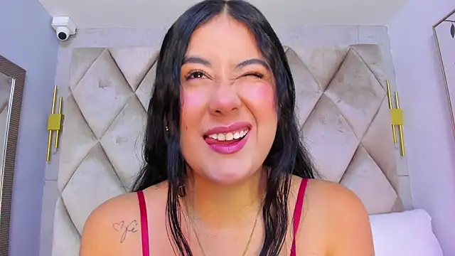 GabyParker  online show from 05-06-26, 12:20