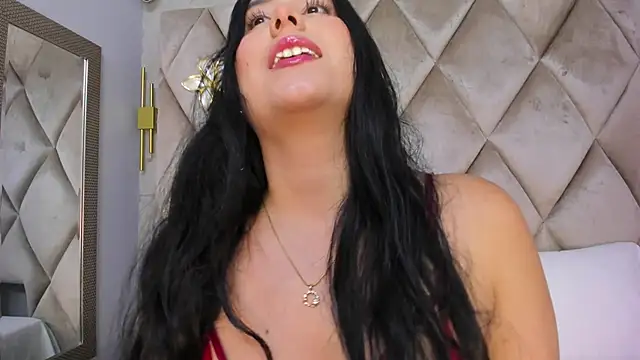 GabyParker  online show from 04-22-26, 12:12