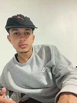 henry web online show from 10-08-25, 01:51