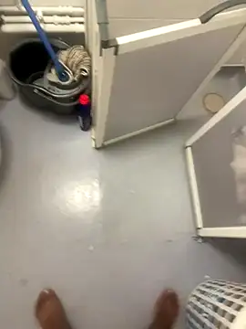 j ratid online show from 10-14-25, 07:47