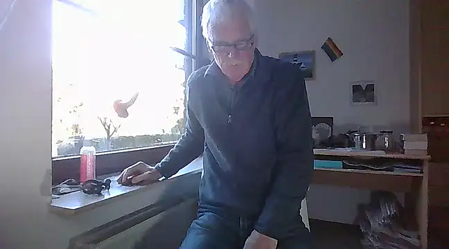 super-snoopy online show from 01-19-25, 09:22