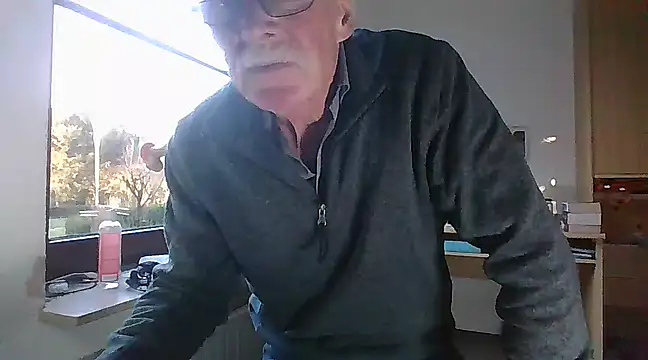 super-snoopy online show from 01-19-25, 02:28