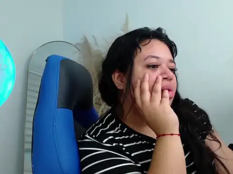 oliviia cute online show from 11-03-25, 06:29