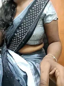 Tamilmallu-duskygirl03 online show from 12-04-25, 10:03
