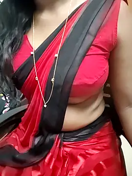 Snapshot of Tamilmallu-duskygirl03 chatting on 06-29-26, 07:26 Tamilmallu-duskygirl03 online show from 06-29-26, 07:26
