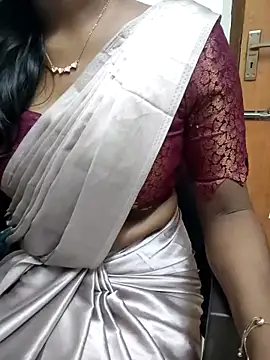 Tamilmallu-duskygirl03 online show from 12-19-25, 07:33