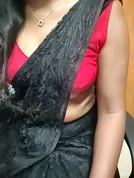 Snapshot of Tamilmallu-duskygirl03 chatting on 07-04-26, 05:47 Tamilmallu-duskygirl03 online show from 07-04-26, 05:47