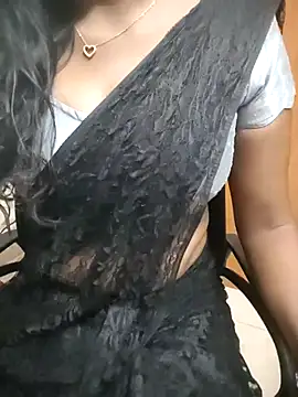 Tamilmallu-duskygirl03 online show from 05-15-26, 04:54