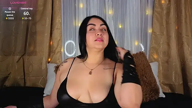 Victoria Jonhss online show from 11-05-25, 10:24