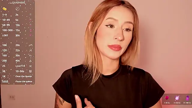 Ashleyroys 111 online show from 12-20-25, 05:27