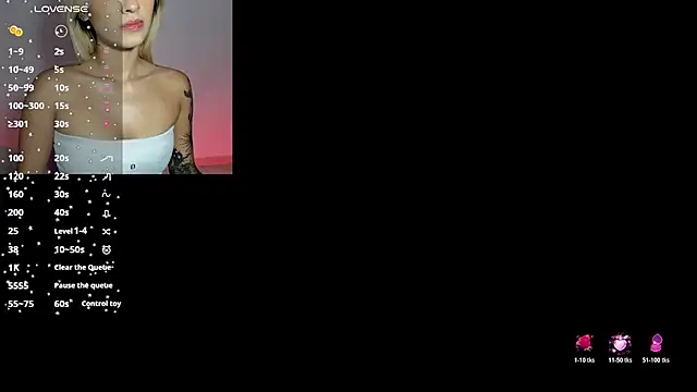 Snapshot of Ashleyroys_111 chatting on 06-10-26, 06:42 Ashleyroys 111 online show from 06-10-26, 06:42