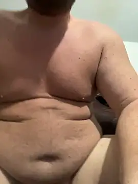 Snapshot of tinychub chatting on 10-10-25, 03:18 tinychub online show from 10-10-25, 03:18