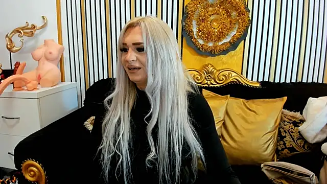 AlenaRios online show from 12-18-25, 08:19