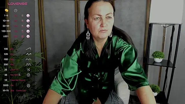 hottyannaa online show from 11-06-25, 03:10