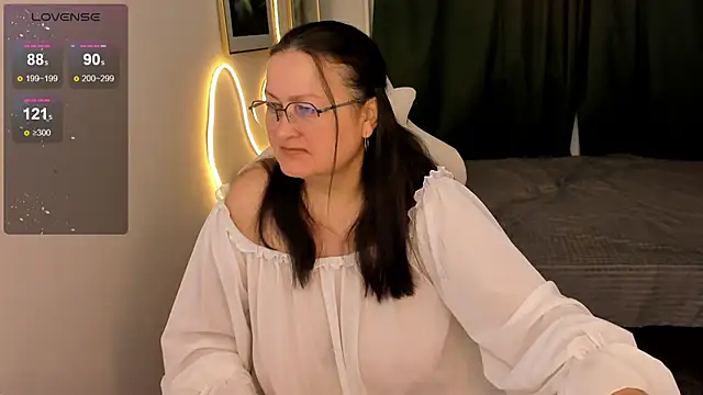 hottyannaa online show from 02-16-26, 03:05